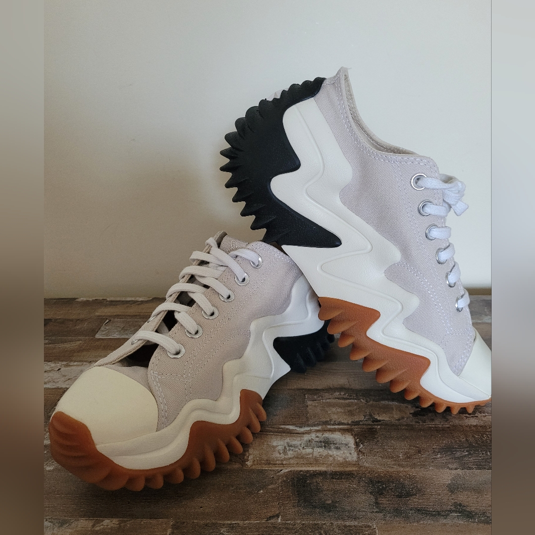 Converse Snickers